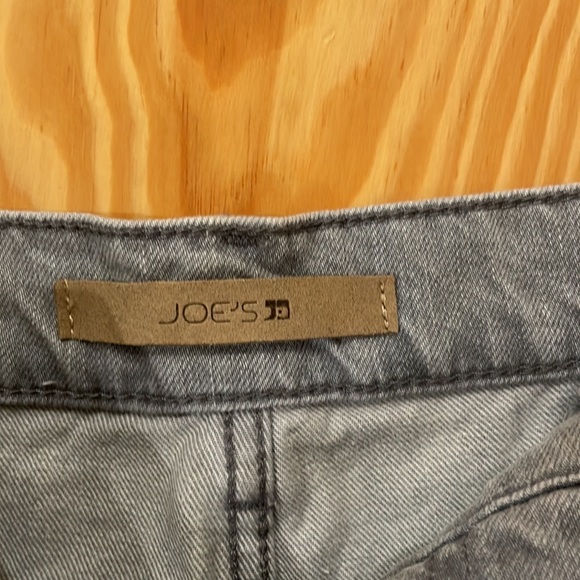EUC Joe’s gray denim cut off jean shorts - Picture 4 of 4